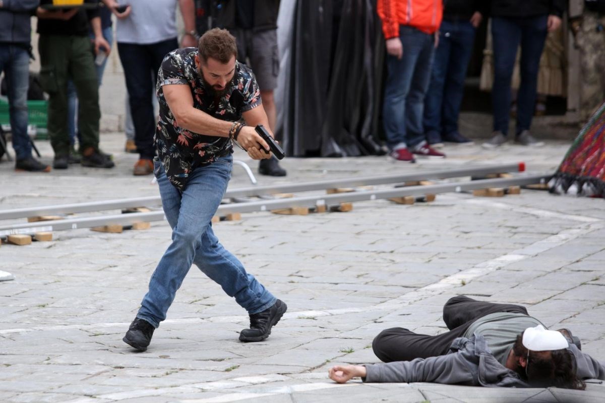 Bježanje, maskirani ljudi i pucnjava: U centru Trogira odvijale se filmske scene